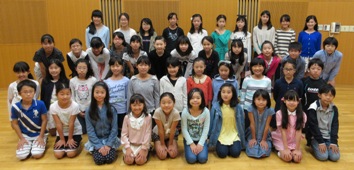 ジュニア合唱団2015(400x170).jpg